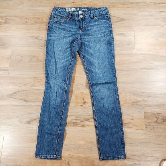 ☔️💜Mossimo Blue Denim Skinny Jeans Size 7/28 - Picture 2 of 11